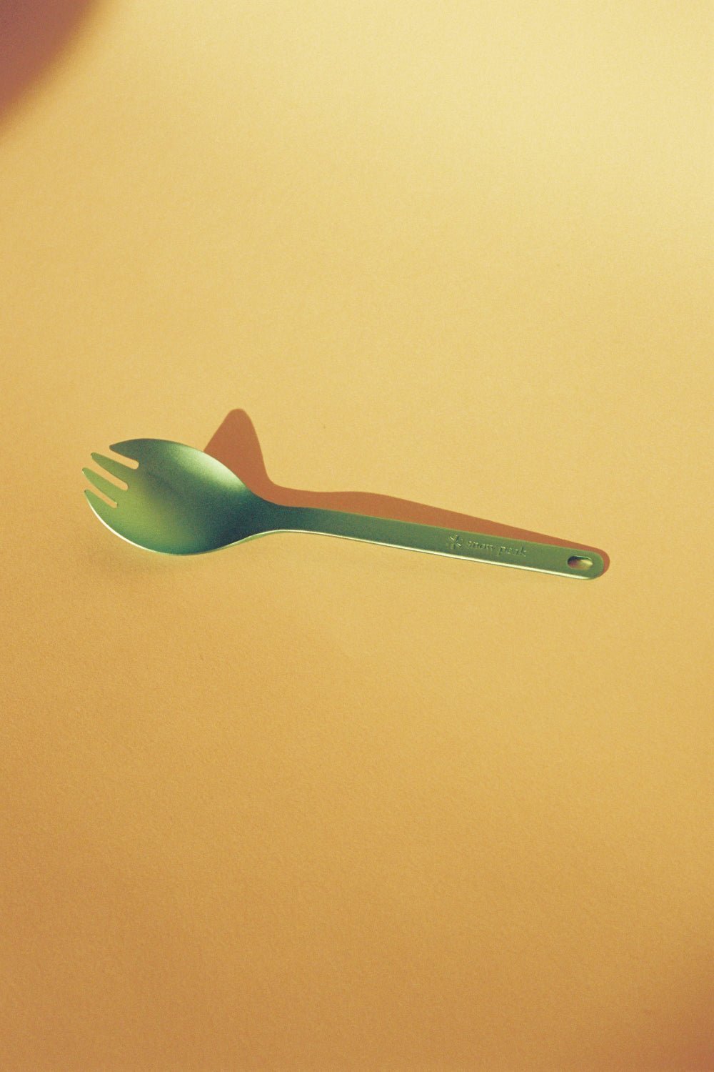 Snow Peak Titanium Spork - Green | Coffee Outdoors
