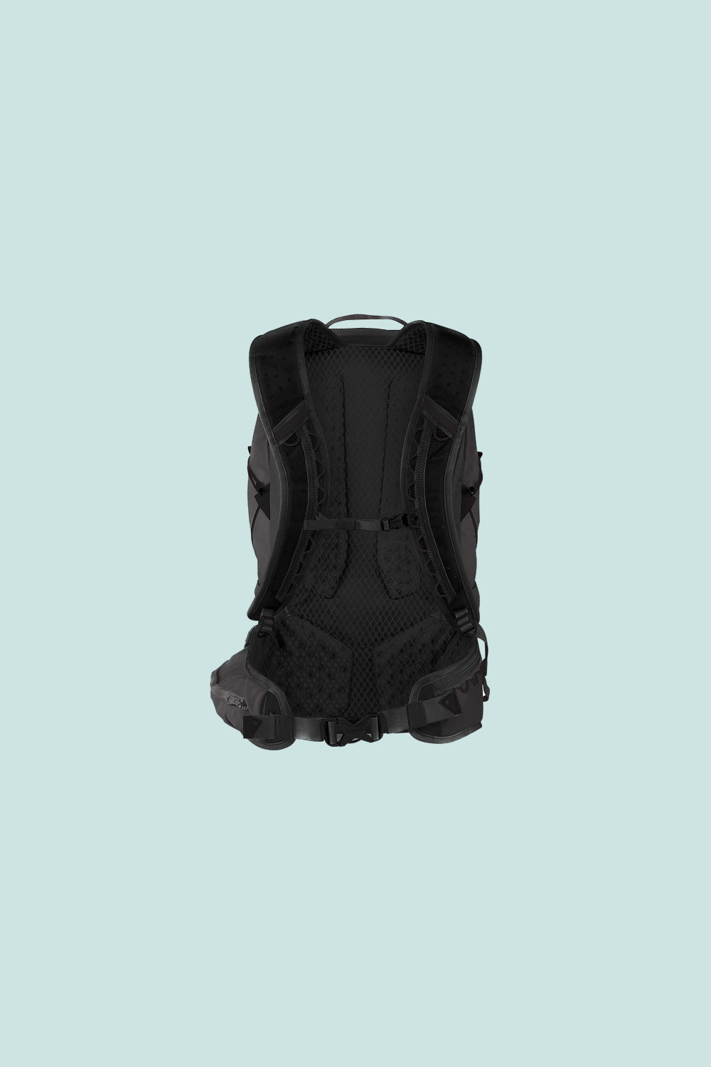 Klattermusen Gilling Backpack 20L in Raven, view 4.