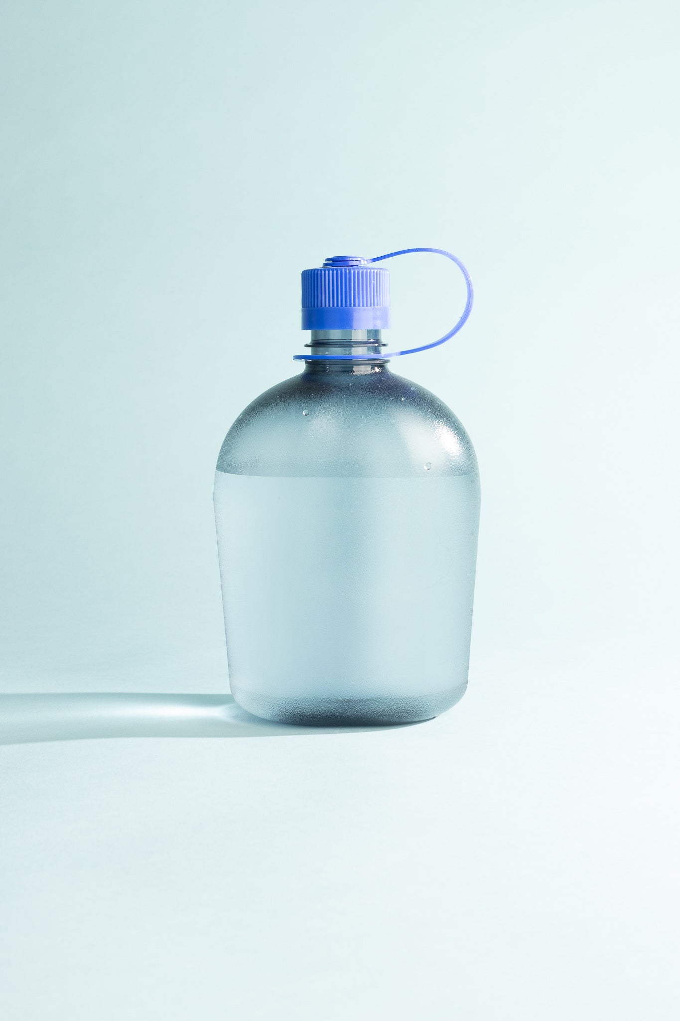 Nalgene Oasis N/M 1L in Grey, view 3.