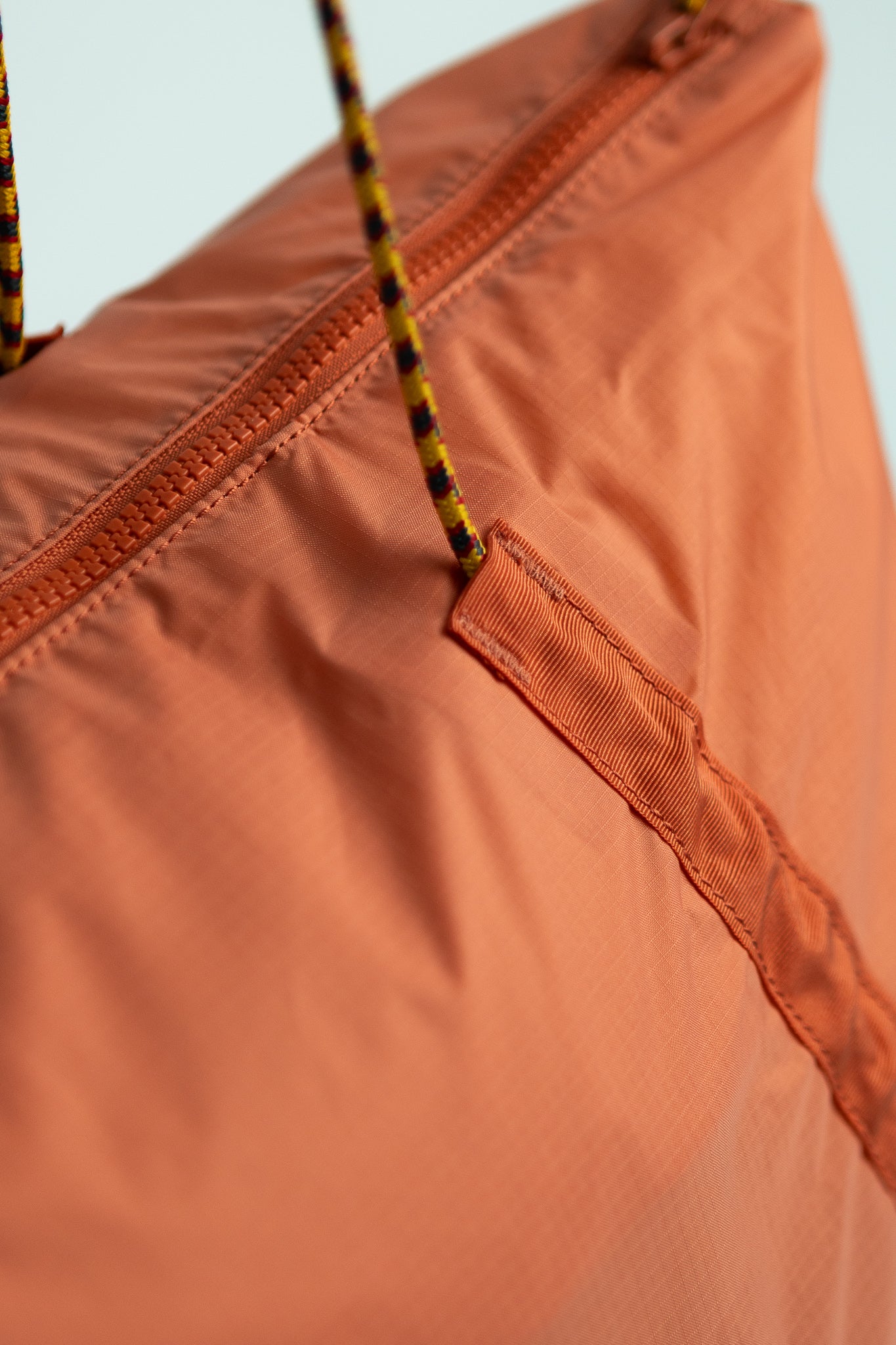 Klattermusen Gebo Bag 23L in Cloud Berry, view 3.