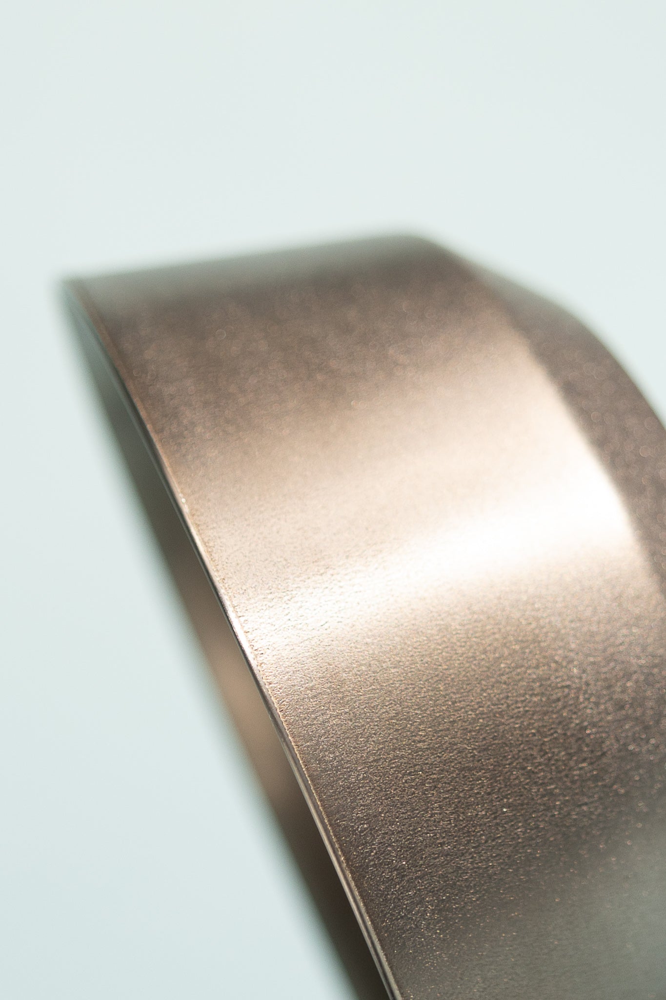 Close-up of the unique finish on the Titanium Double Wall Bowl 400 showcasing its sleek design and durability.