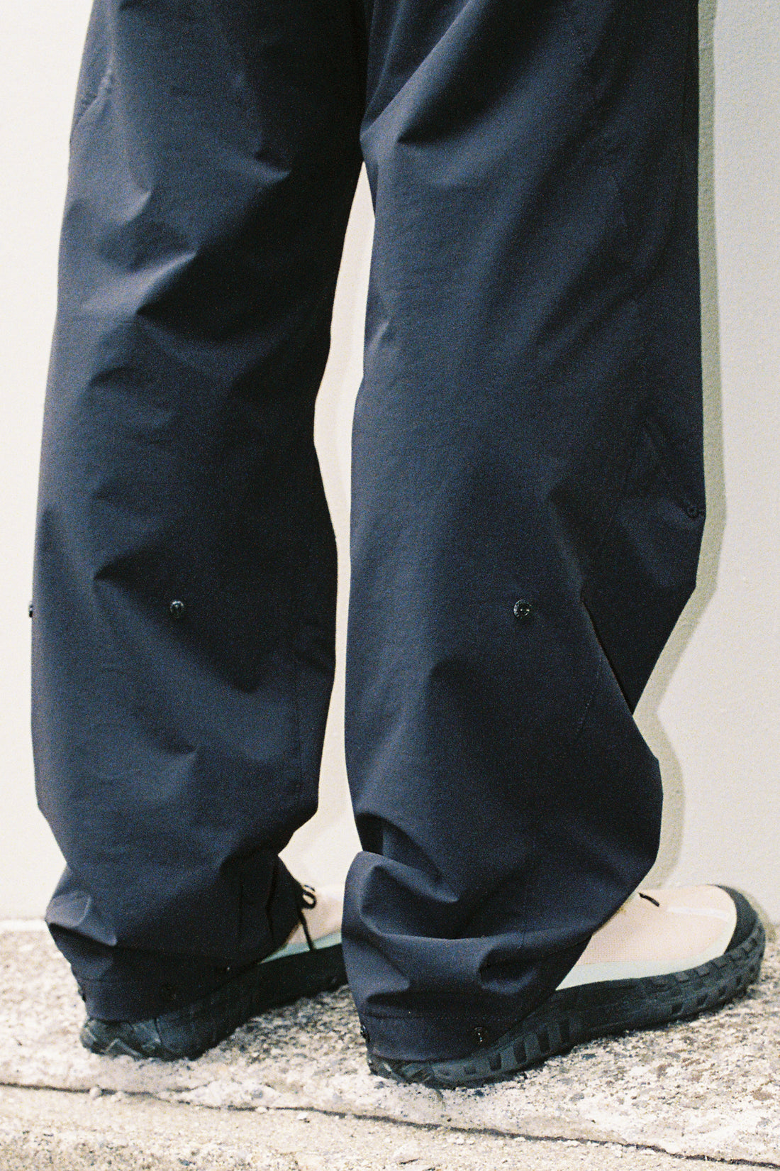 Portal Traka Softshell Pant in Black Beauty, view 3.