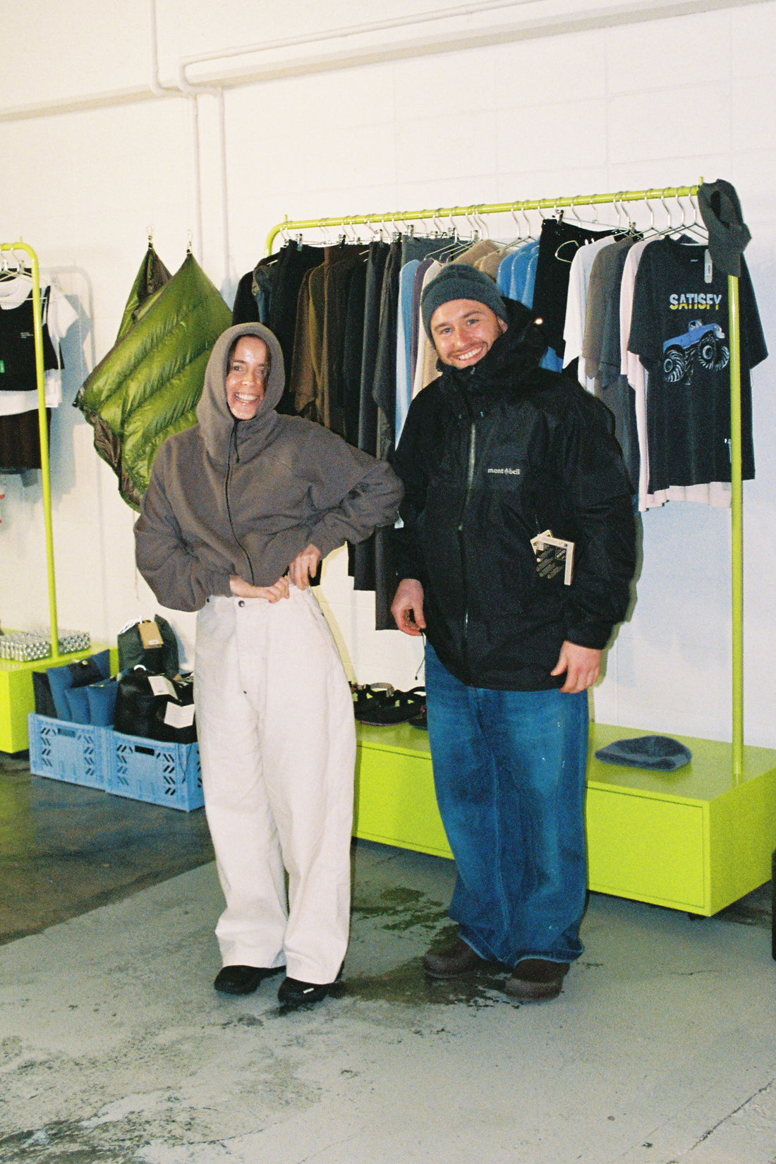 Gnuhr Power Hoodie v1.5 in Iron, view 3.