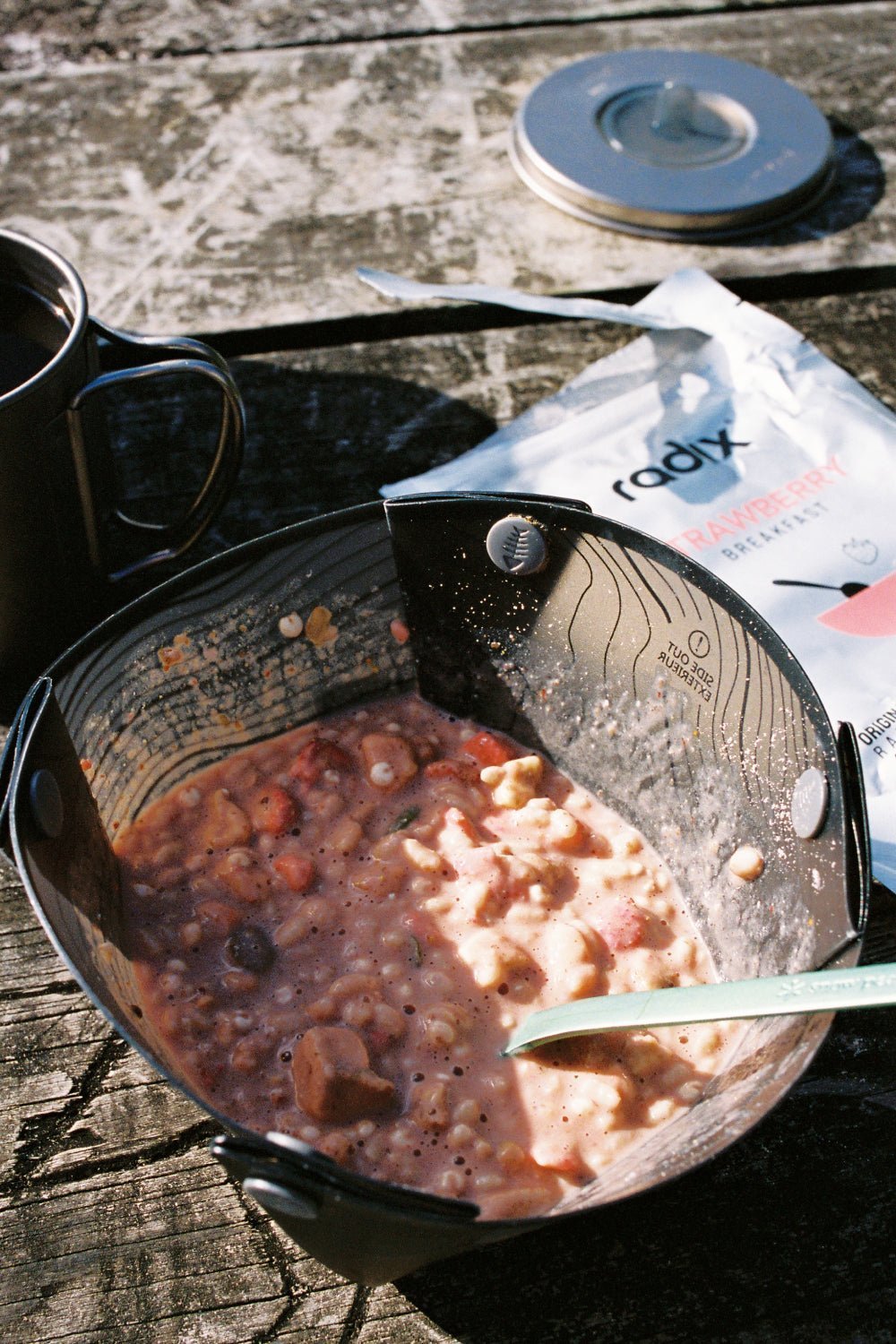 Radix Ultra Breakfasts Strawberry - 800 kcal | Coffee Outdoors