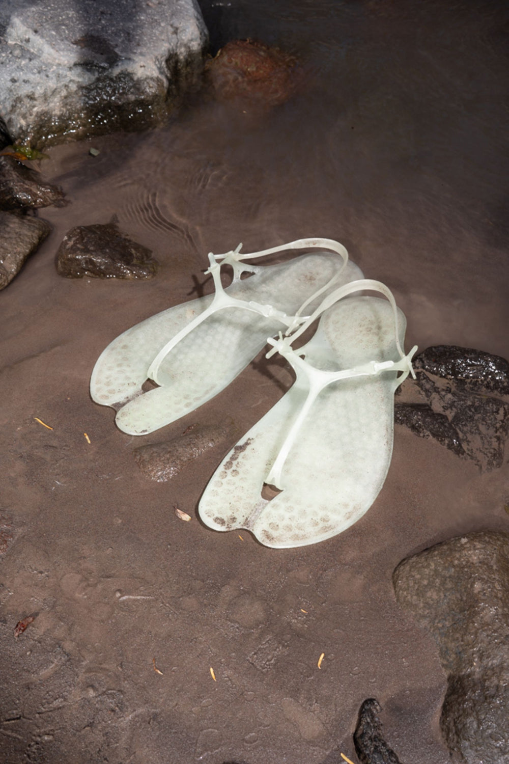Footprint Camp Sandal - Glow in the Dark