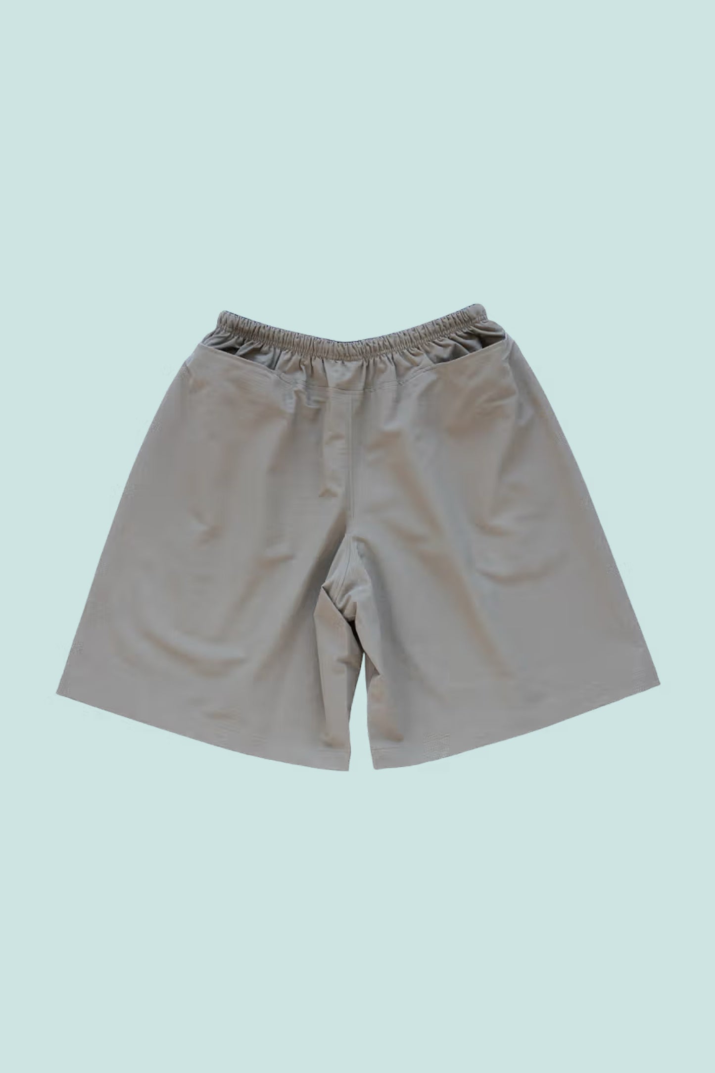 Gnuhr Explora Short in Lead Gray, showcasing a relaxed fit and durable Cordura nylon design for outdoor adventures.