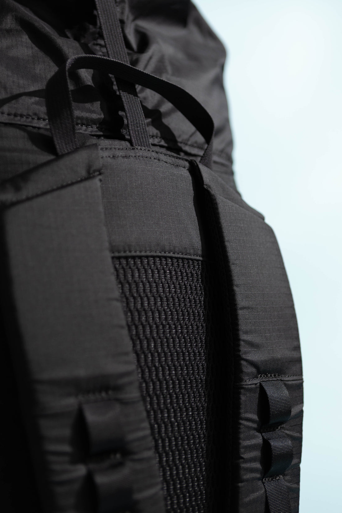 ONE Backpack - Black with Hipbelt