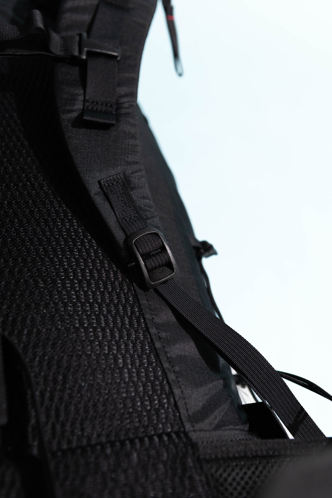 THREE Backpack - UX10 White Mesh