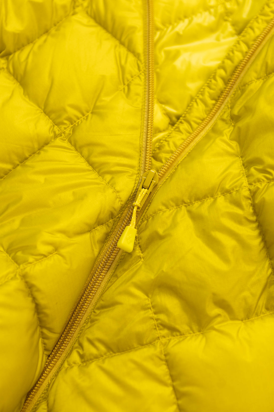 US Women's Superior 800 Down Jacket - Yellow