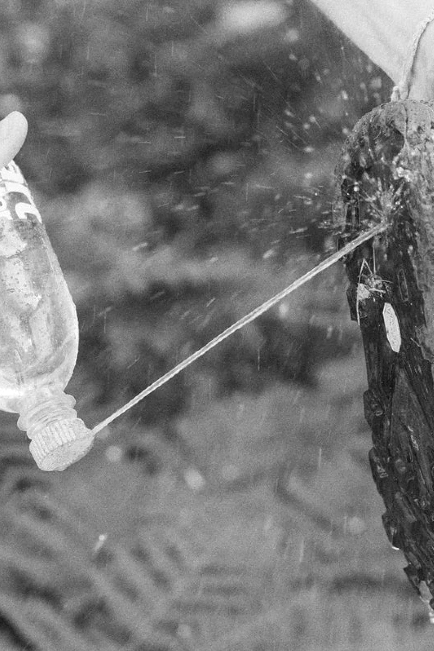 Igneous Gear Bottle Cap Bidet - Granite | Coffee Outdoors