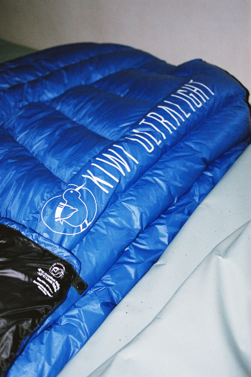 Kiwi Ultralight Quilt 850 Fill Down -5° in Blue, view 1.
