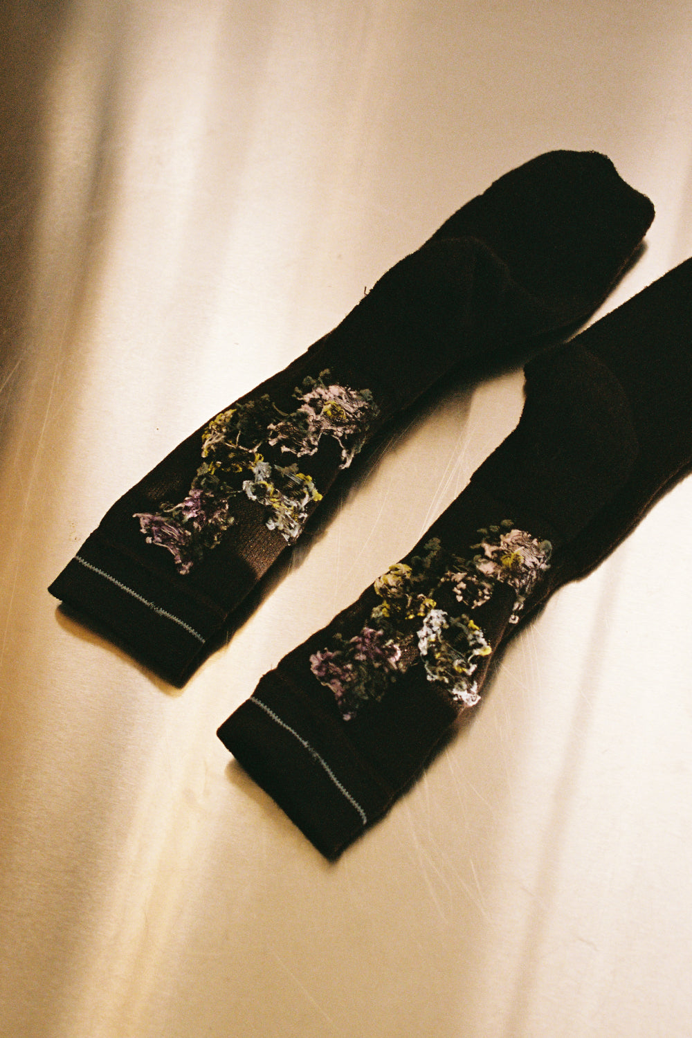 Laceflower Flower Of The Mountain Hiking Socks - Burgundy | Coffee Outdoors