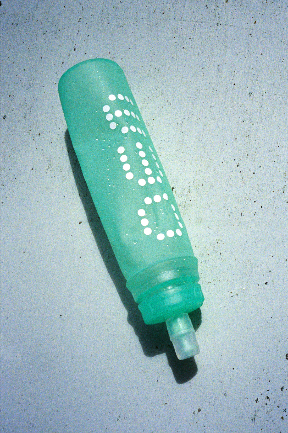 Soft Flask 473ml in teal color, lightweight and collapsible hydration solution for sports and outdoor activities.