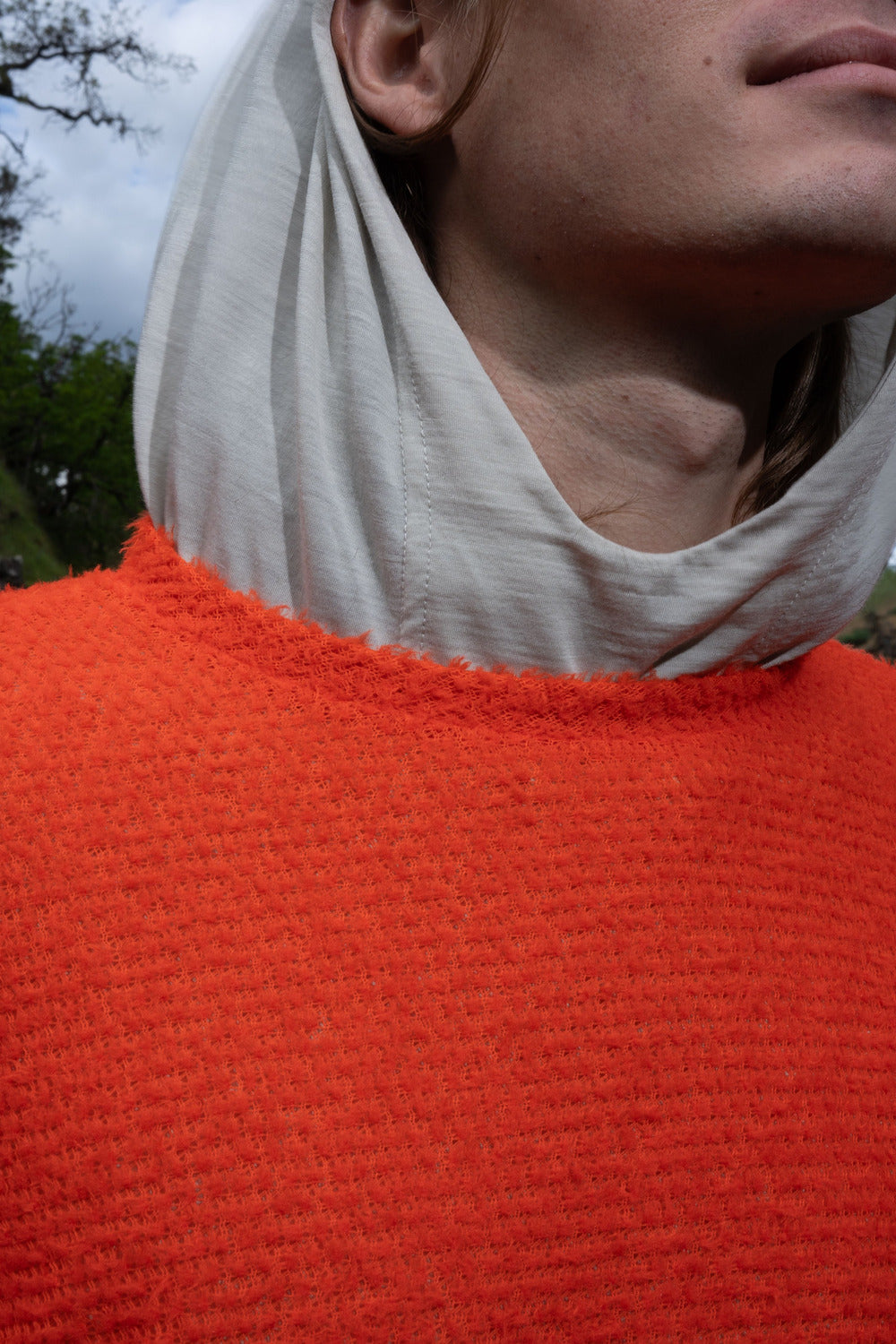 Creeper Hood Merino in Feather Gray, detail