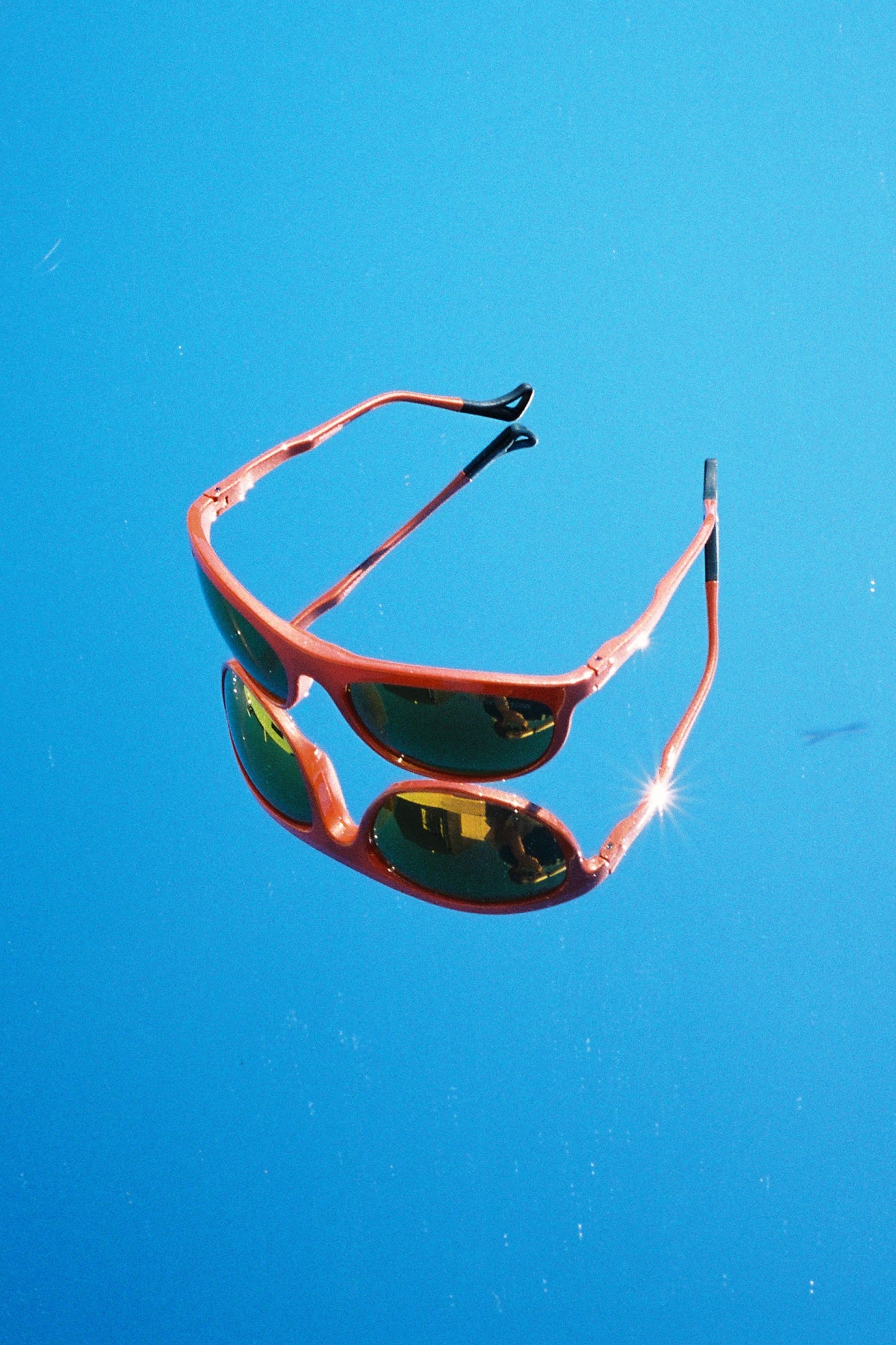 District Vision Takeyoshi Altitude Master Sunglasses - Sunburst/D+ Amber Mirror | Coffee Outdoors