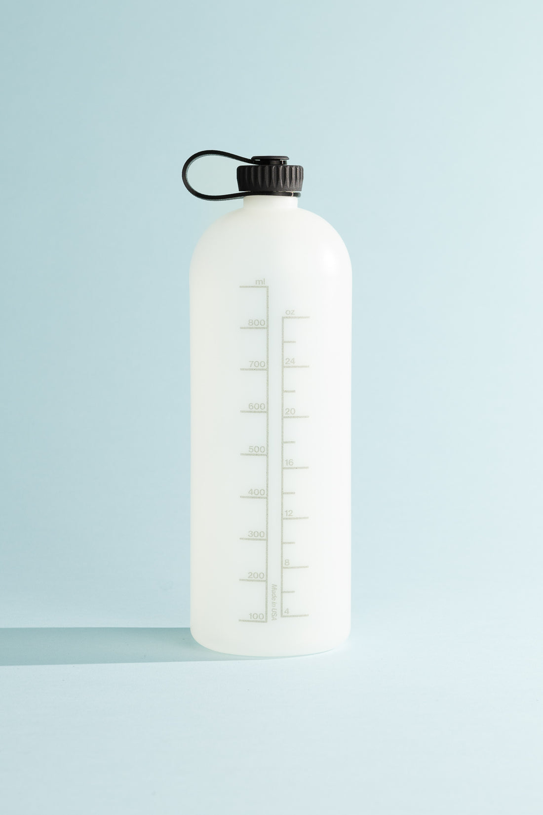 Igneous Gear NOBO Bottle displayed on a light blue background, perfect for ultralight hiking and daily use.