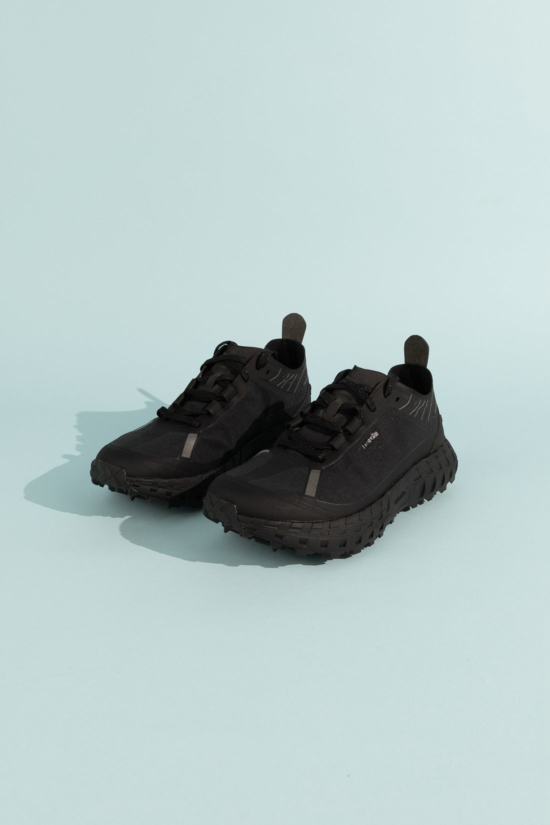 Norda Run 001A in Stealth Black, view 2.