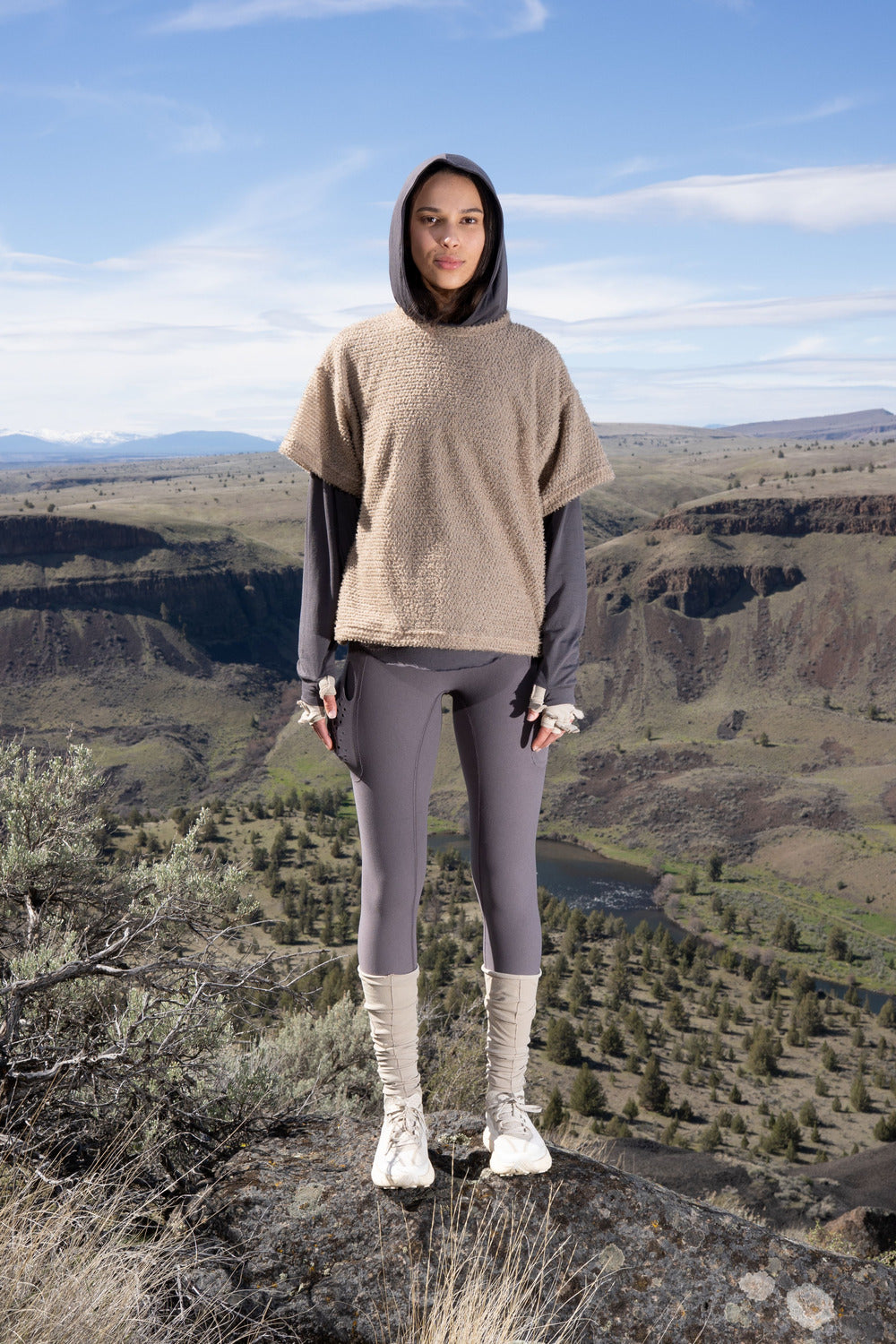 Shag Tee v2.0 in Fallen Rock, product photo 6