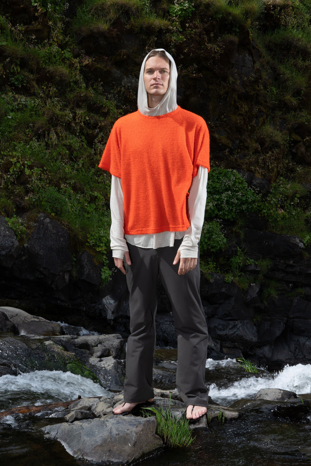 Shag Tee v2.0 in Tangerine Tango, product photo 3