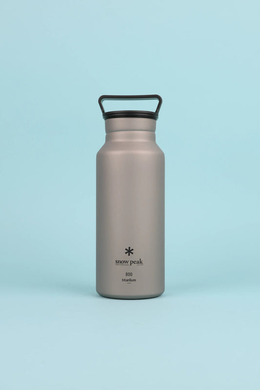Snow Peak Titanium Aurora Bottle 800 - Titanium Grey | Coffee Outdoors