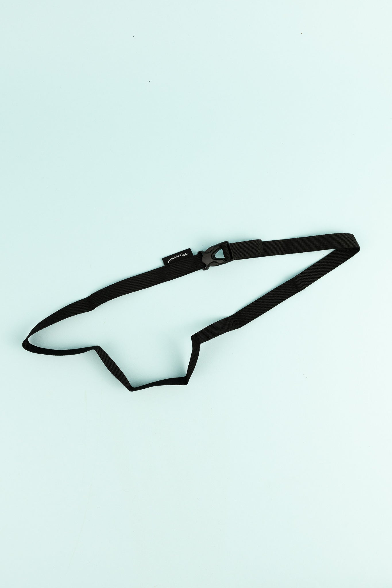 Allmansright Björn Food Bag Add-On Strap in black, designed for versatility and comfort while carrying essentials.