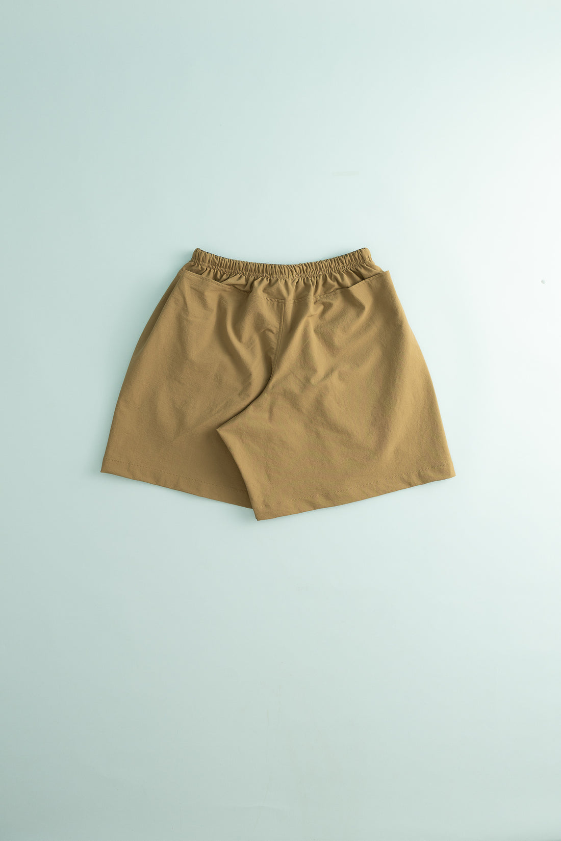 Explora Short in lead gray color displayed on a light background, showcasing a relaxed fit and Cordura nylon material.