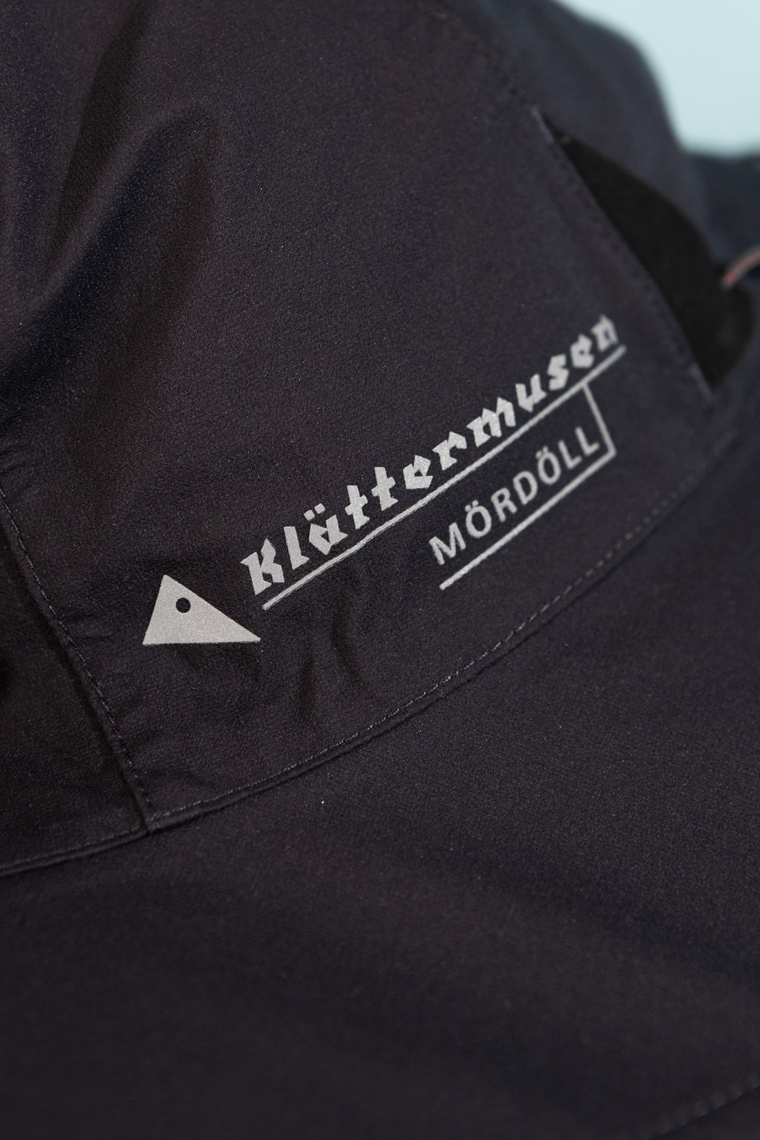 Klattermusen Mordoll Waterproof Bucket Hat in Raven, view 3.