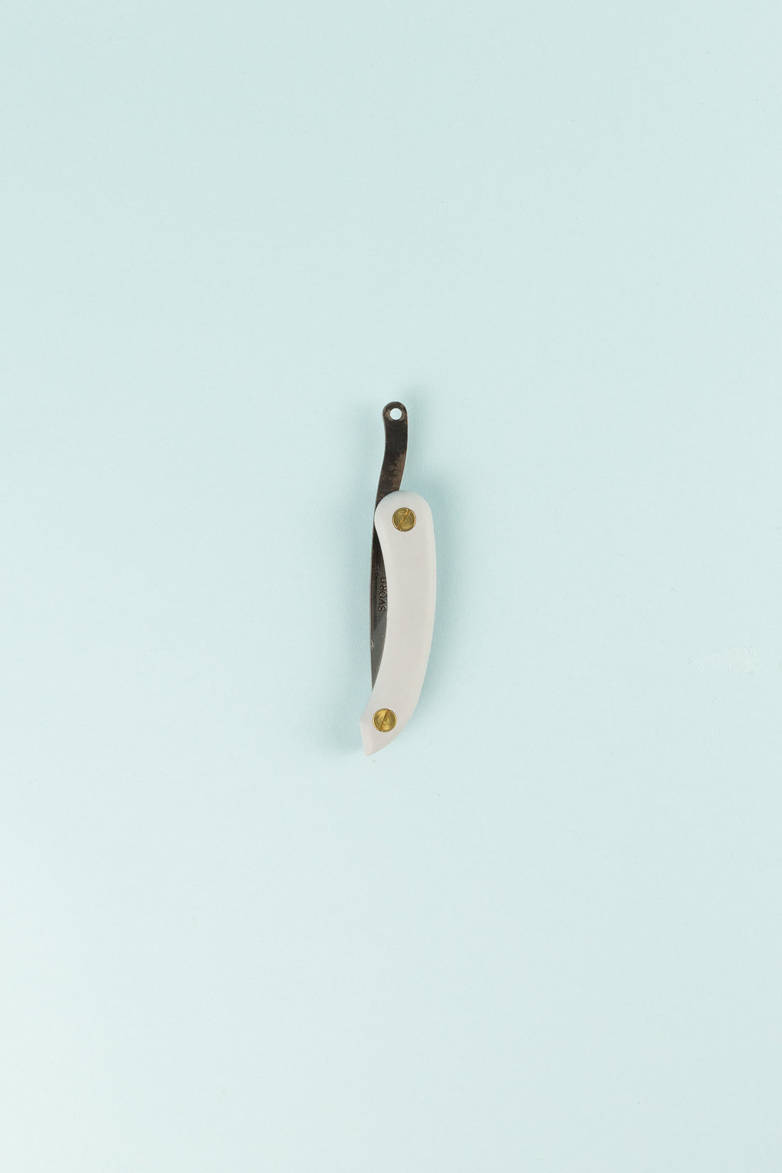 Peasant Knife Mini - Grey, handcrafted knife with a gray handle and carbon blade, perfect for everyday use.