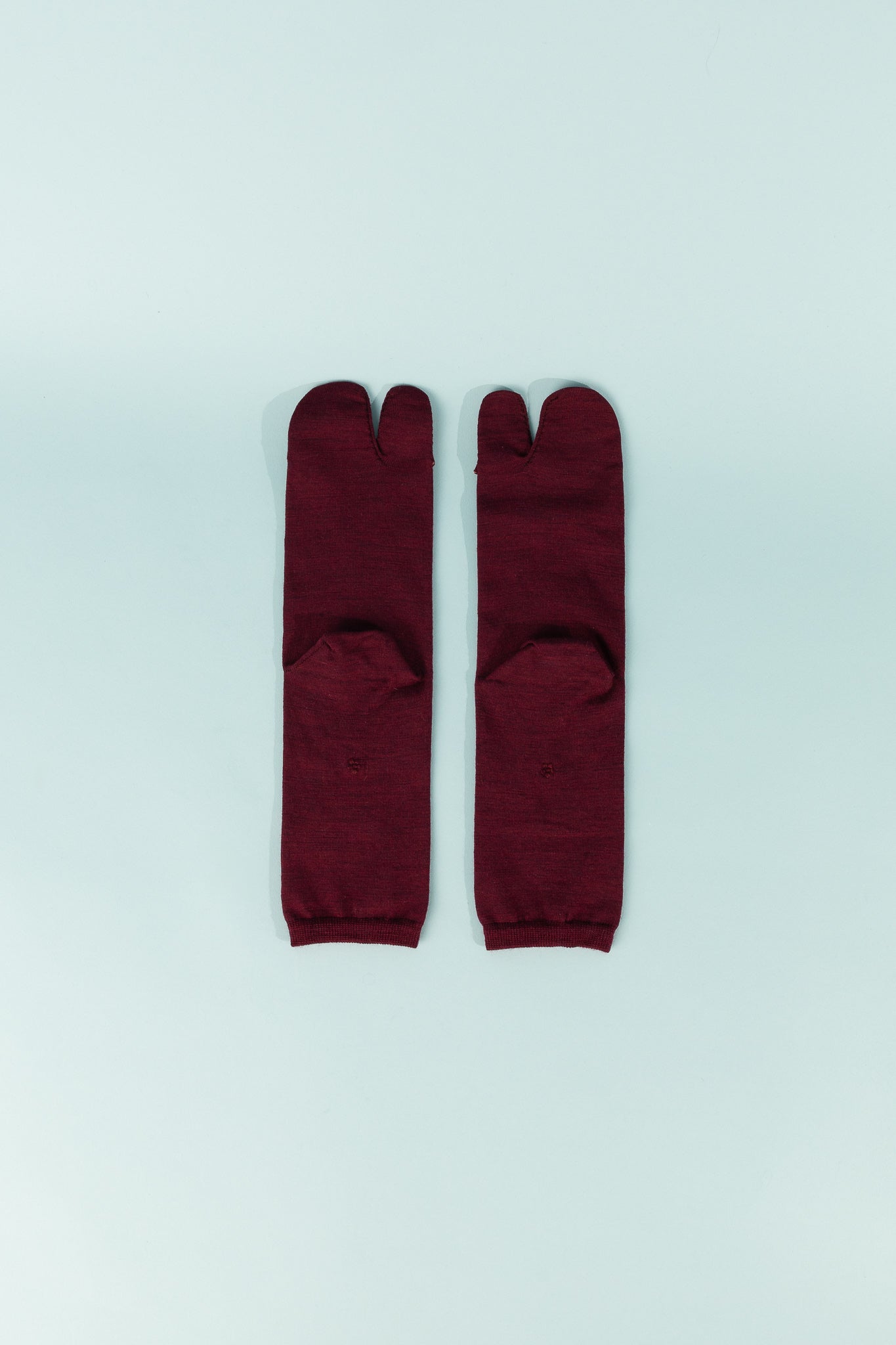 Laceflower Baselayer Tabi Socks - Bordeaux