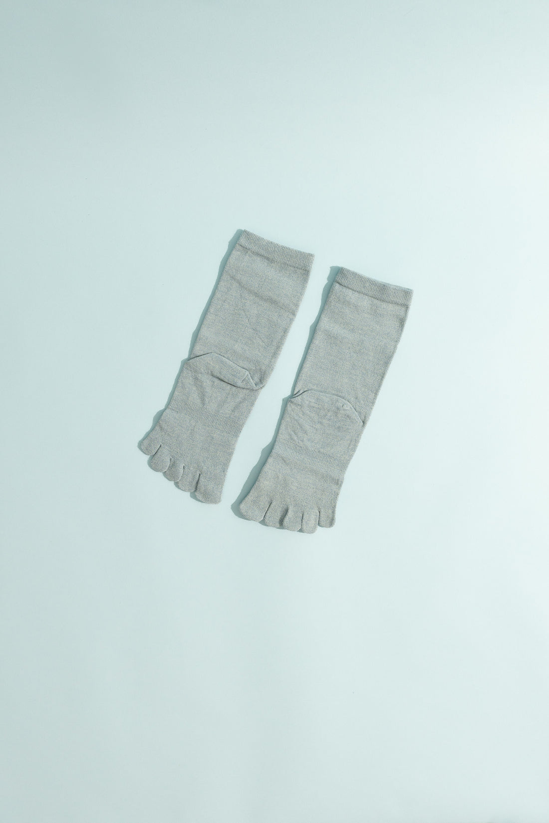 Injinji Coolmax Liner Toe Socks in Celestine, view 3.