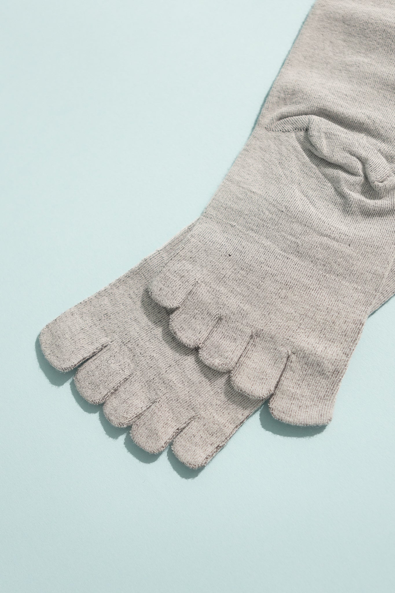 Coolmax Liner Toe Socks - Light Grey