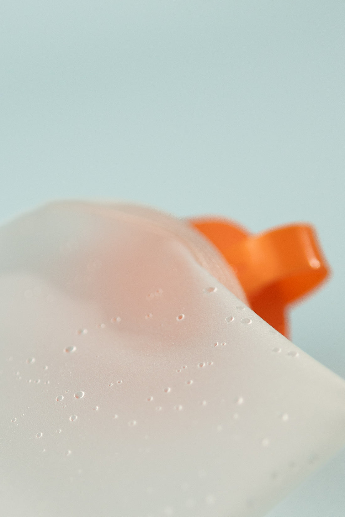 CNOC Vecto 1L Water Bladder 42mm Thread, view 2.